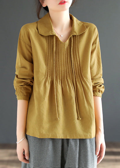 Classic Vintage Blouse with a Flattering Fit
