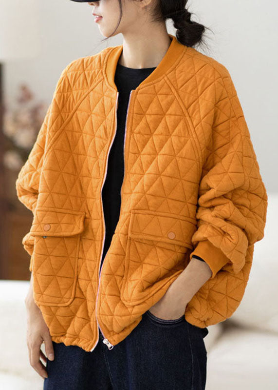 Well Tailored Coat with a Graceful Silhouette