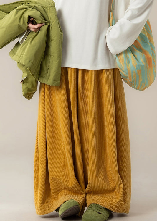 Well Tailored Pants with a Graceful Silhouette