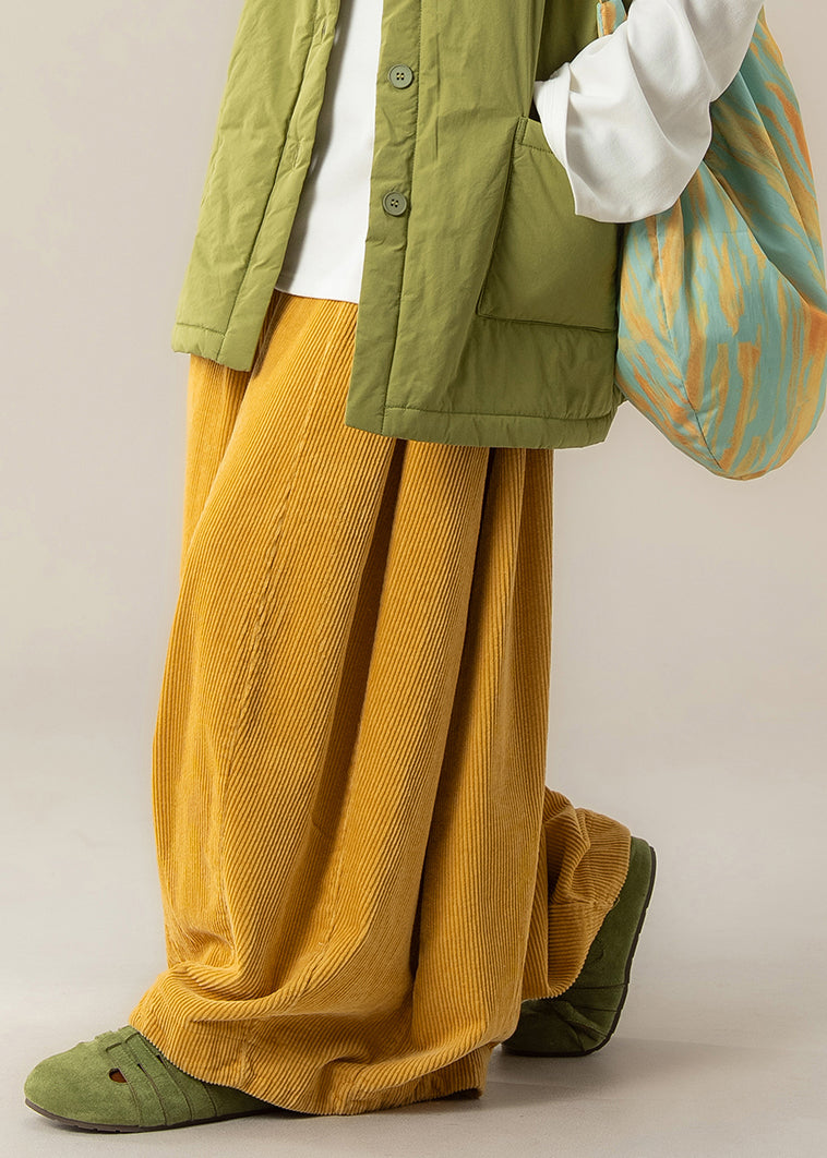 Well Tailored Pants with a Graceful Silhouette
