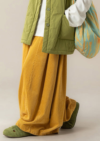Well Tailored Pants with a Graceful Silhouette
