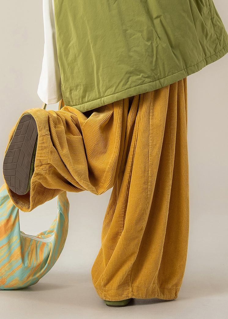 Well Tailored Pants with a Graceful Silhouette