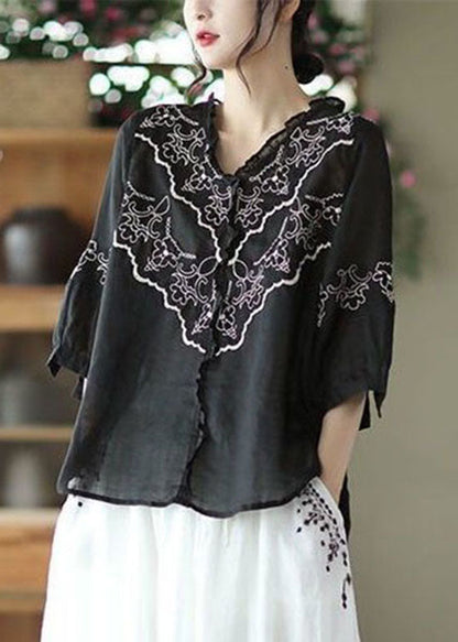 Well Tailored Top with a Graceful Silhouette
