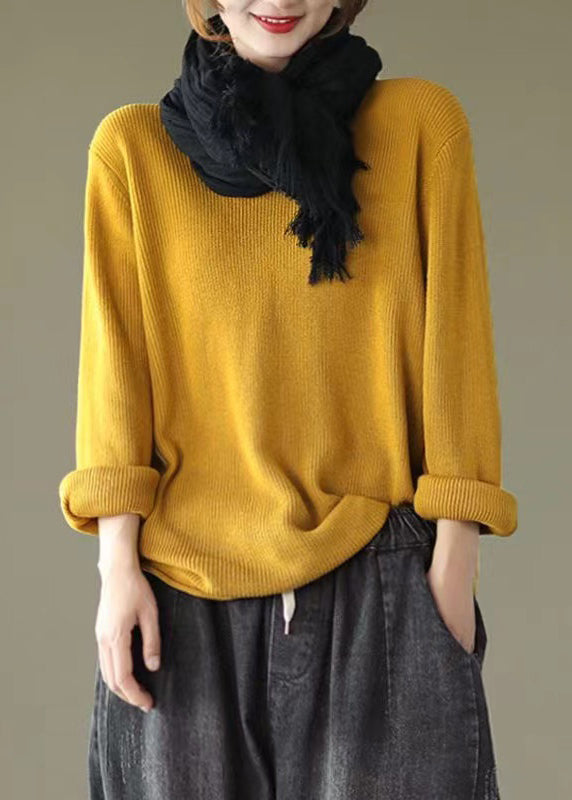 Effortlessly Elegant Top with a Timeless Design
