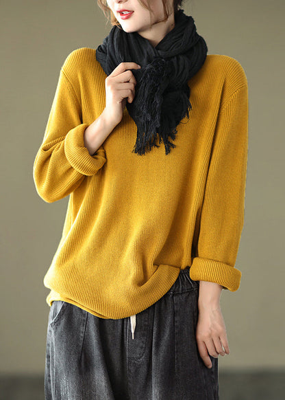 Well Tailored Top with a Graceful Silhouette