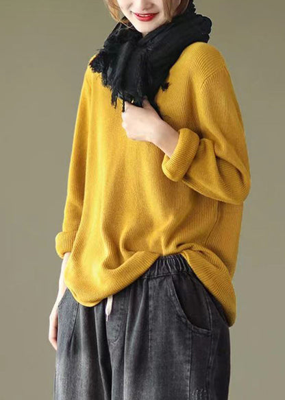 Effortlessly Elegant Top with a Timeless Design