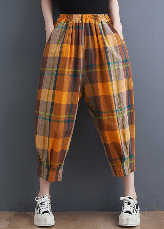Effortlessly Elegant Pants with a Timeless Design