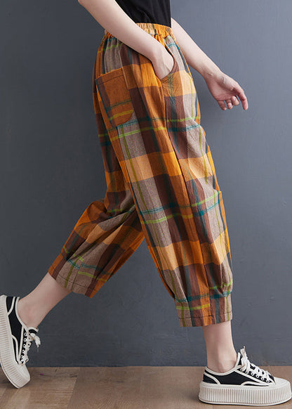 Effortlessly Elegant Pants with a Timeless Design