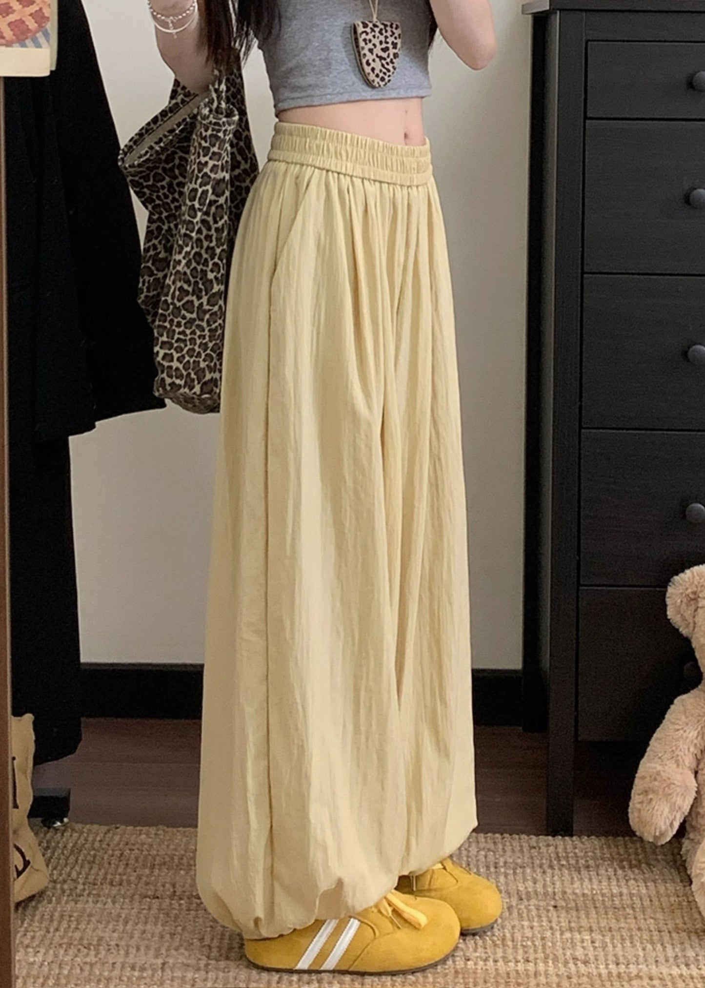 Beautifully Finished Pants in a Timeless Design