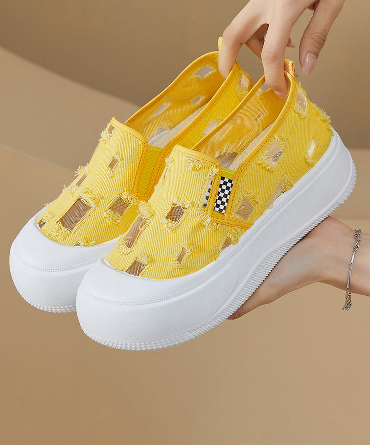 Graceful Orthopedic Flats for Modern Look