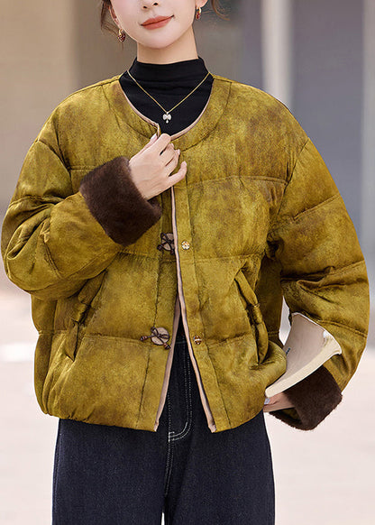 Gracefully Styled Jacket for Any Occasion
