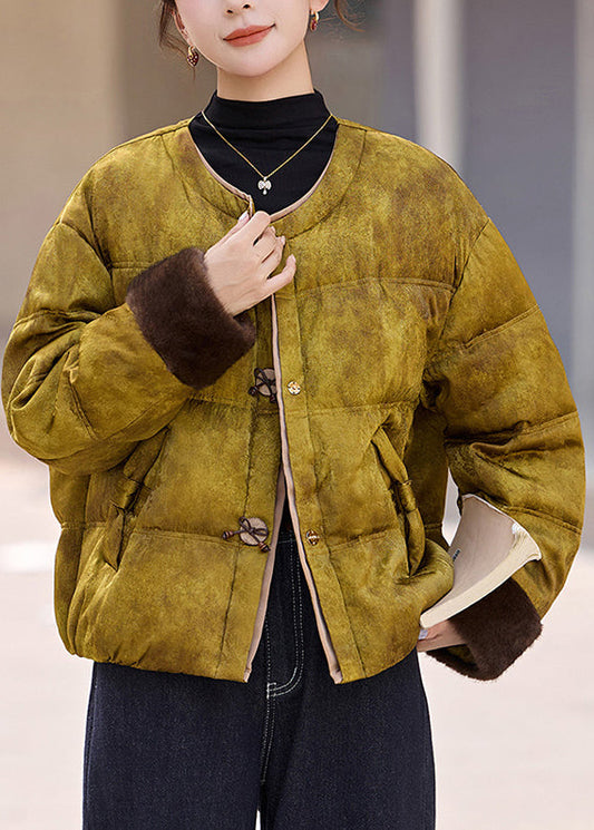 Gracefully Styled Jacket for Any Occasion