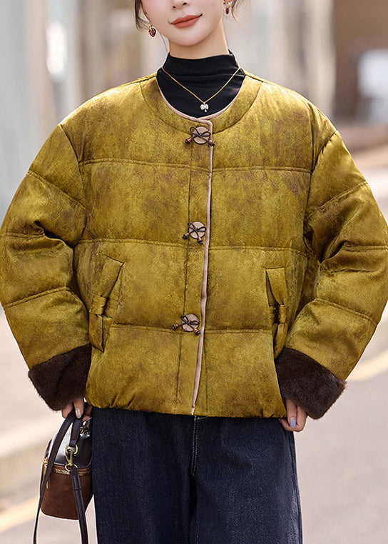 Gracefully Styled Jacket for Any Occasion