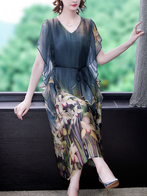 Classic Vintage Dress with a Flattering Fit