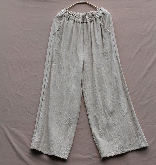 Sophisticated Trousers with a Clean Classic Look