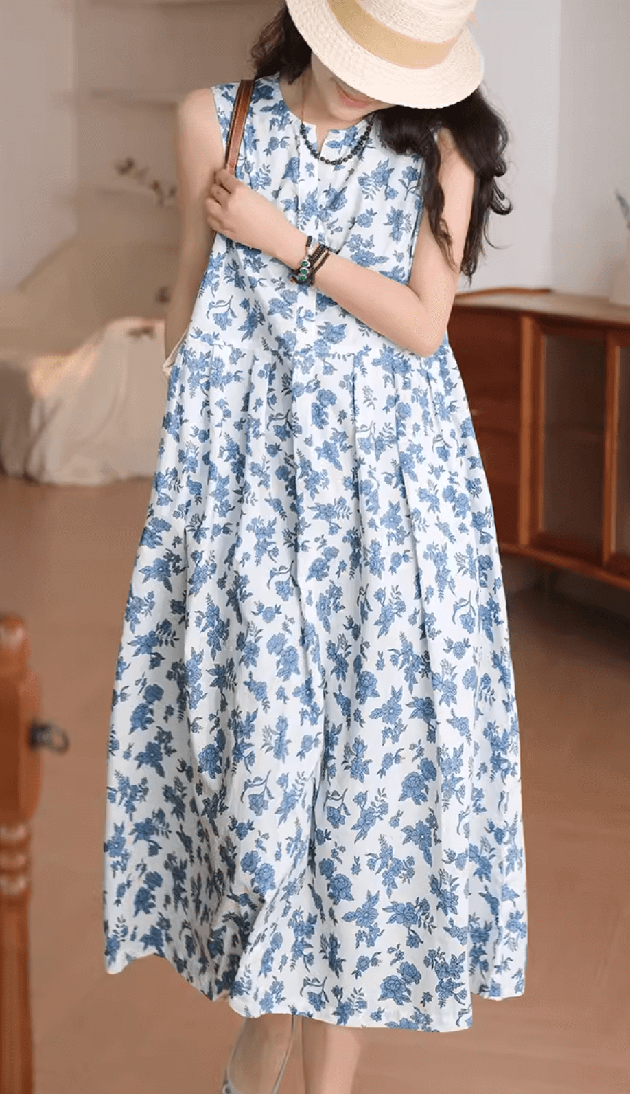 Classic Vintage & Enduringly Stylish Dress