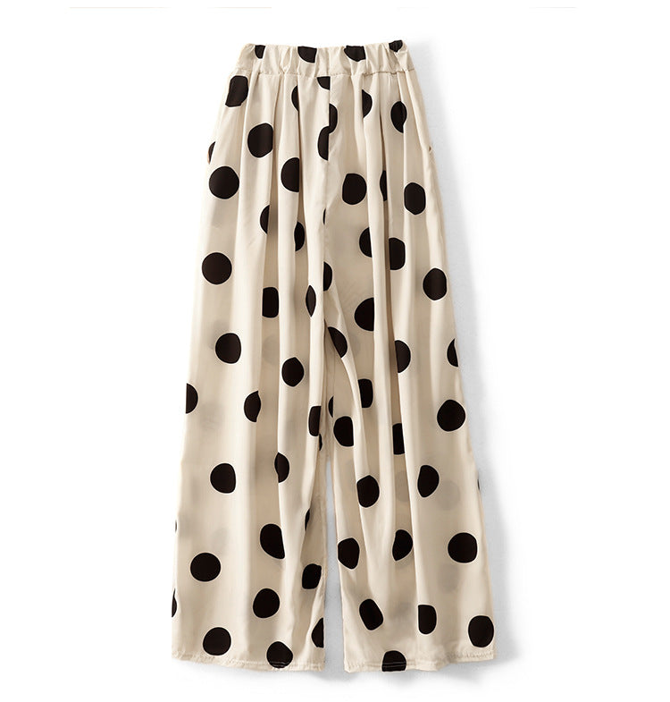 Well Tailored Pants with a Graceful Silhouette