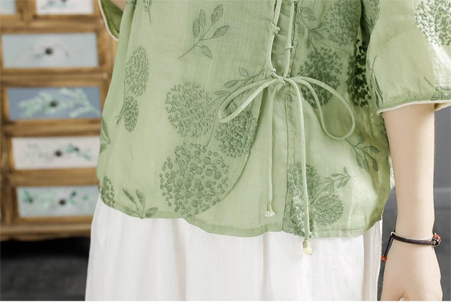 Gracefully Styled Blouse for Any Occasion