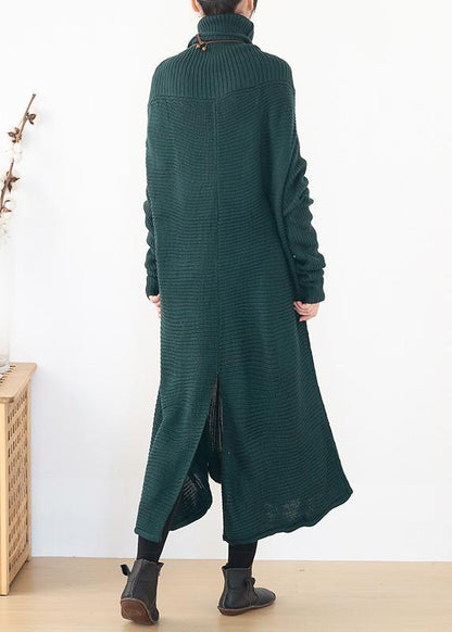 Beautifully Finished Sweater in a Timeless Design