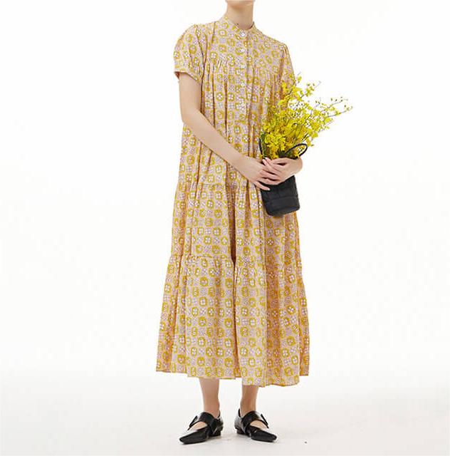 Sophisticated Dress with a Clean Classic Look