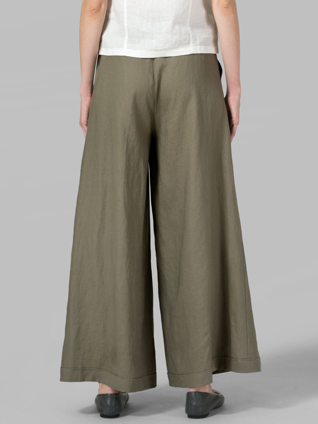 Beautifully Crafted Pants in a Classic Style