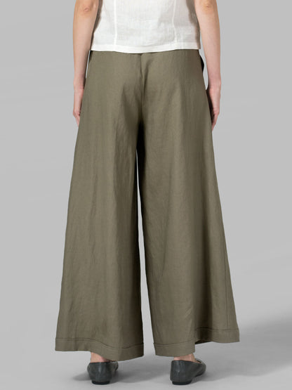 Beautifully Crafted Pants in a Classic Style