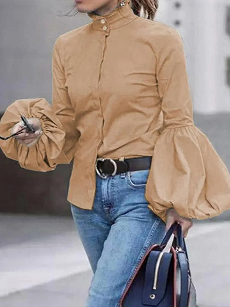 Classic Vintage Blouse with a Flattering Fit