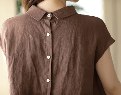 Effortlessly Elegant Top with a Timeless Design