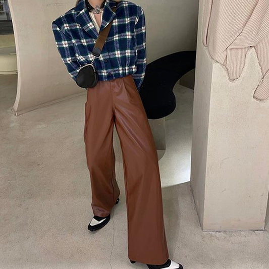 Elegantly Styled Pants for Everyday Wear