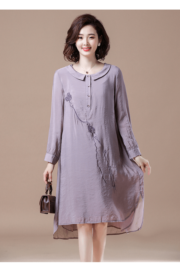 Beautifully Finished Dress in a Timeless Design