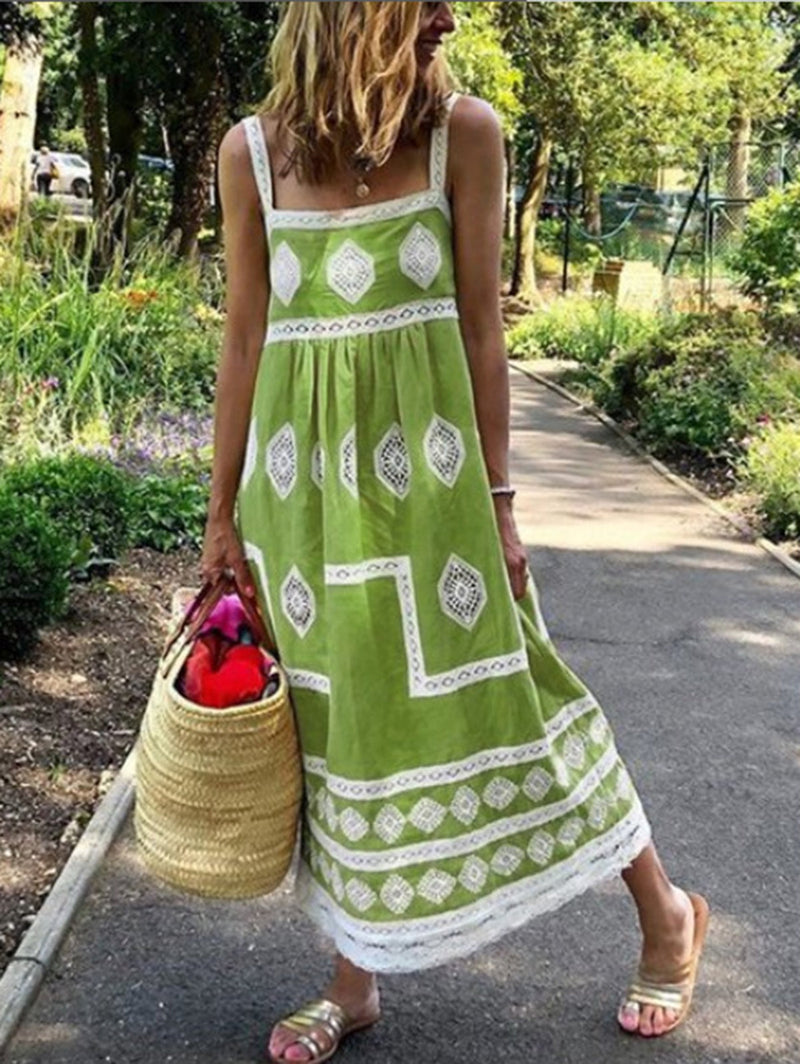 Classic Vintage & Enduringly Stylish Dress