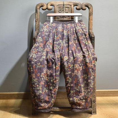 Elegantly Styled Trousers for Everyday Wear