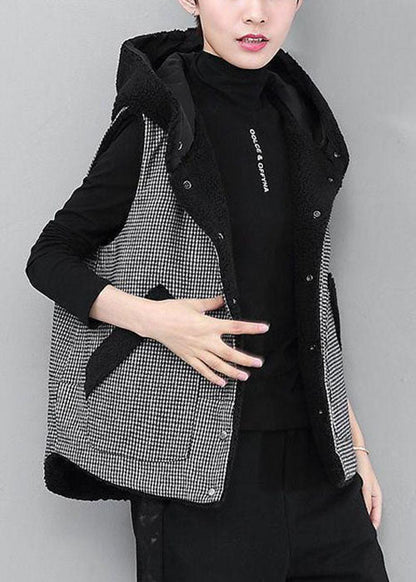 Beautifully Finished Coat in a Timeless Design