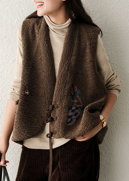 Gracefully Styled Garment for Any Occasion