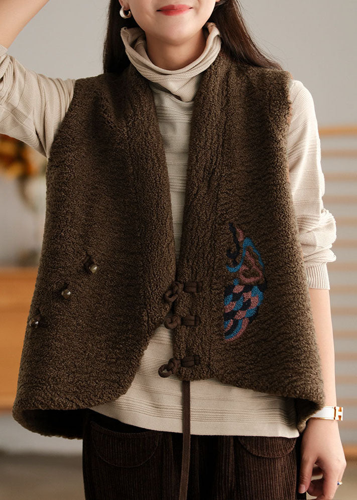 Gracefully Styled Garment for Any Occasion