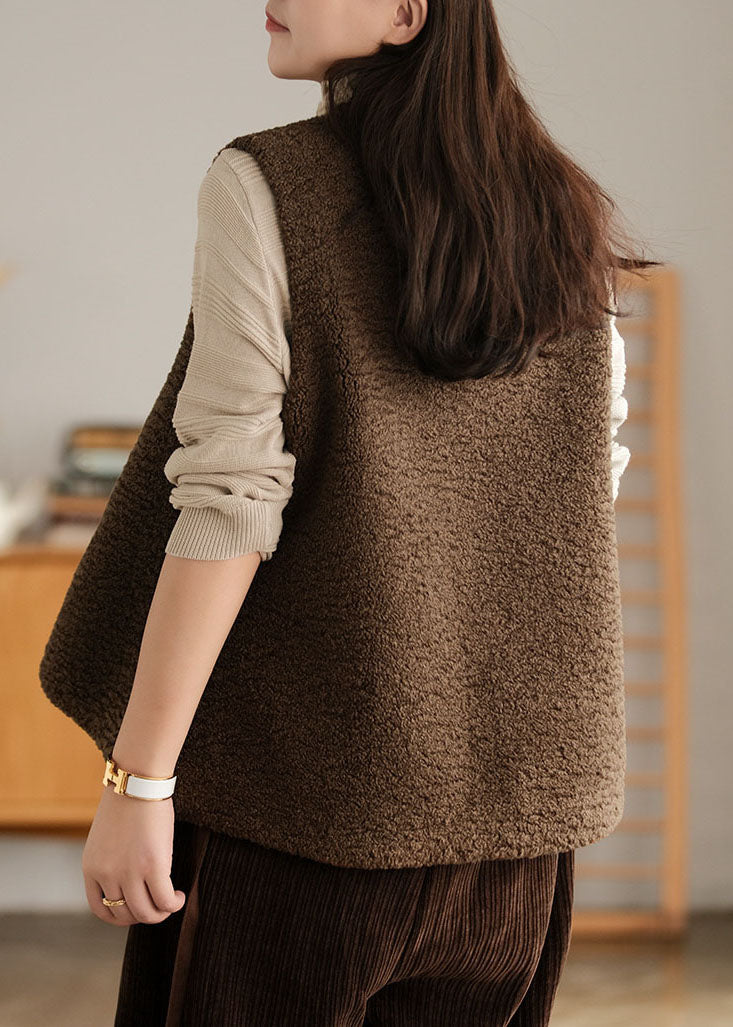 Gracefully Styled Garment for Any Occasion