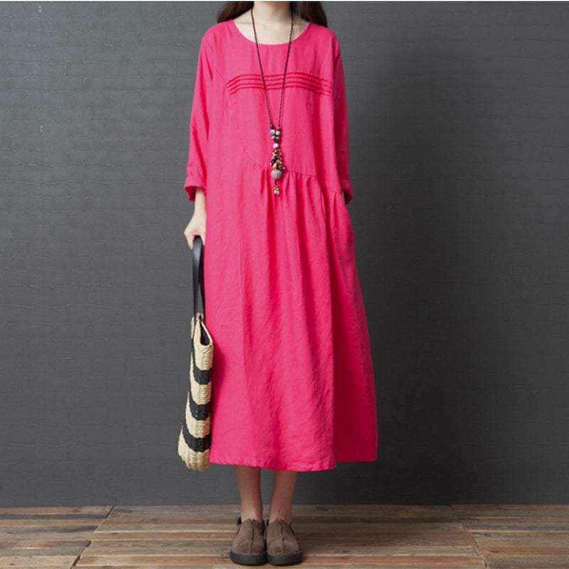 Well Tailored Dress with a Graceful Silhouette