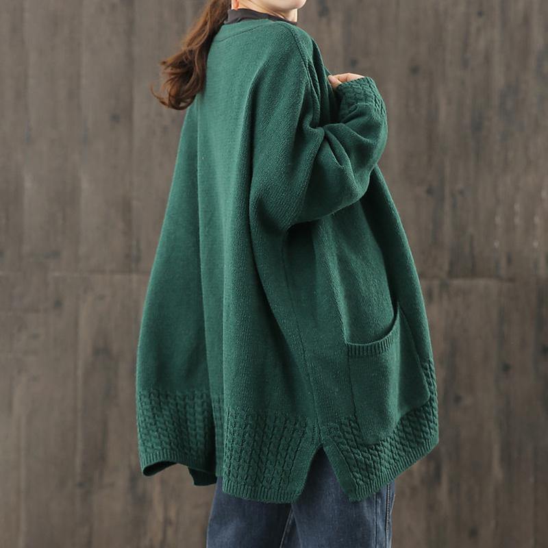 Effortlessly Elegant Cardigan with a Timeless Design