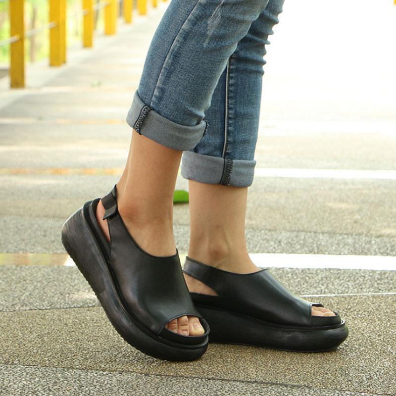 Graceful Orthopedic Sandals for Modern Look