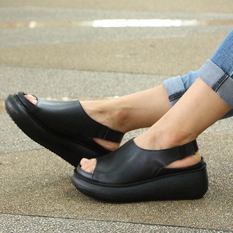 Graceful Orthopedic Sandals for Modern Look