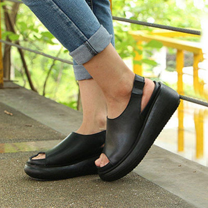 Graceful Orthopedic Sandals for Modern Look
