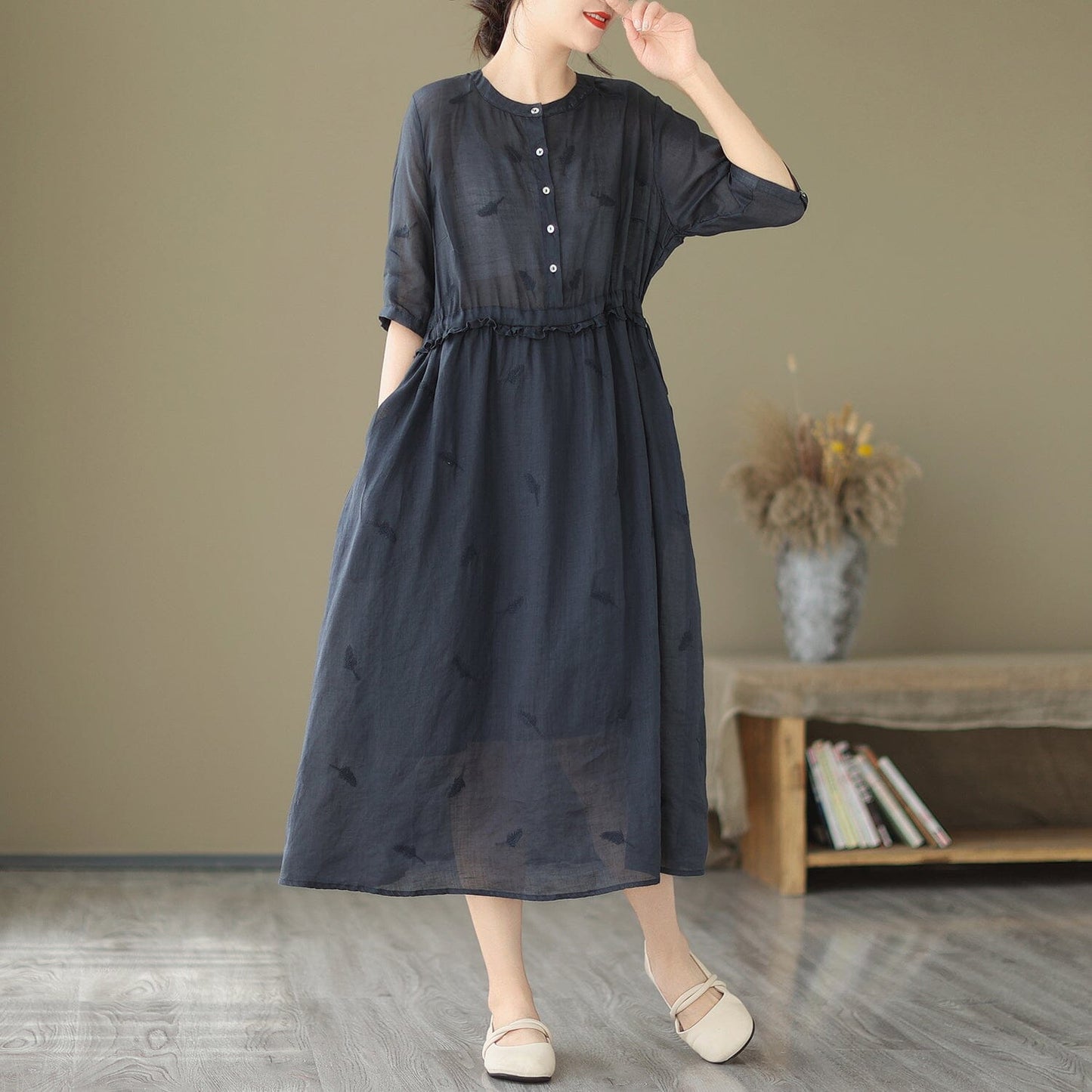 Classic Vintage & Enduringly Stylish Dress