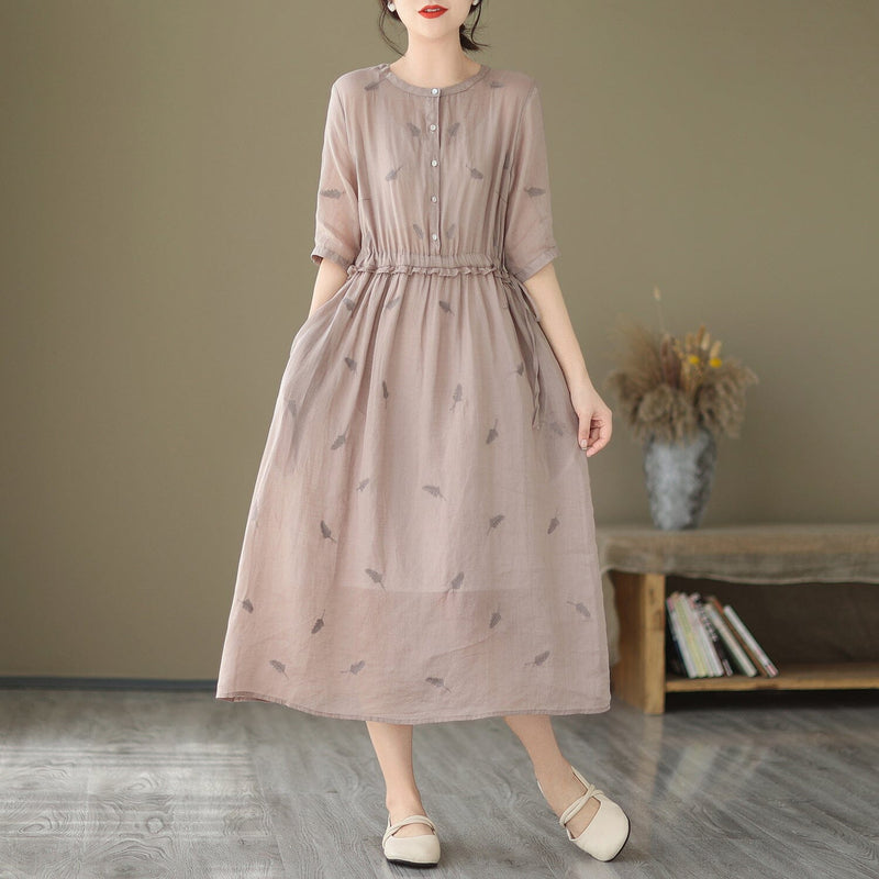 Classic Vintage & Enduringly Stylish Dress