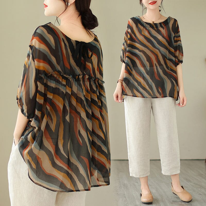 Effortlessly Elegant Top with a Timeless Design