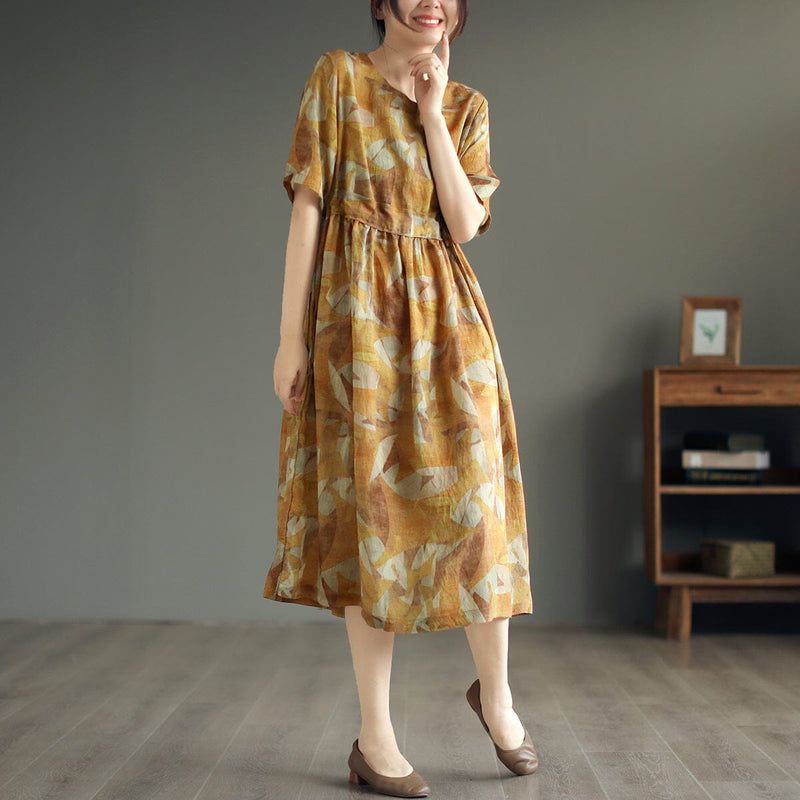 Effortlessly Elegant Dress with a Timeless Design