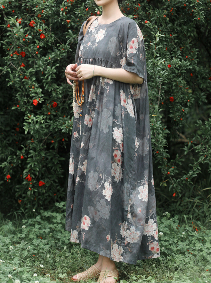 Classic Vintage & Enduringly Stylish Dress