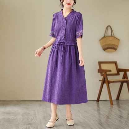 Sophisticated Dress with a Clean Classic Look
