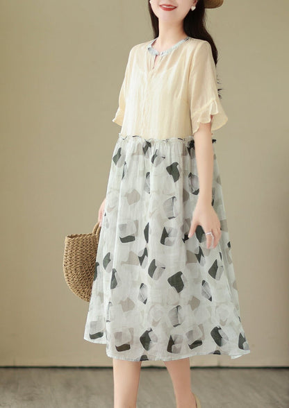 Sophisticated Dress with a Clean Classic Look