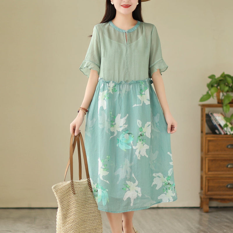 Sophisticated Dress with a Clean Classic Look