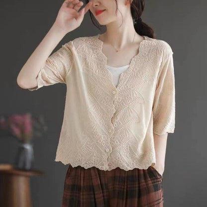 Polished Blouse with an Effortless Classic Look